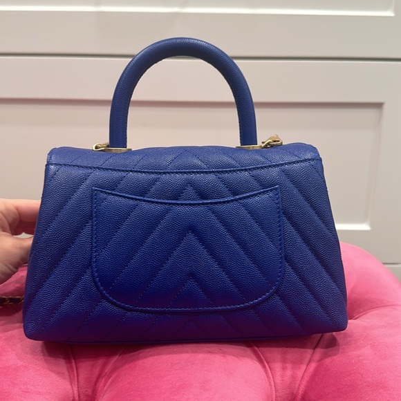 Authentic Chanel Chevron coco handle - Picture 7 of 12